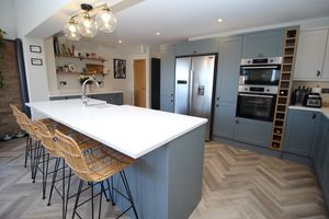 Kitchen- click for photo gallery